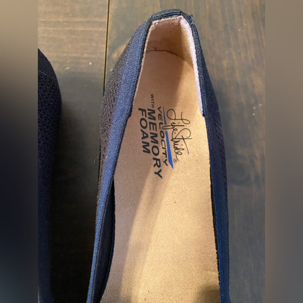 Life Stride Women's black Loafers size 10m - Picture 2 of 5